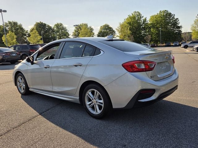 Used 2016 Chevrolet Cruze LT w/ Sun And Sound Package FWD image 4