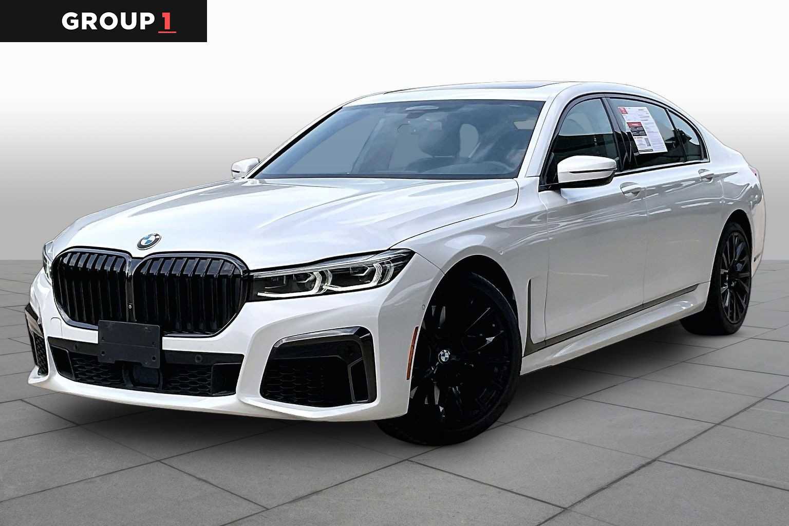 Used 2022 BMW 740i w/ M Sport Package image 1