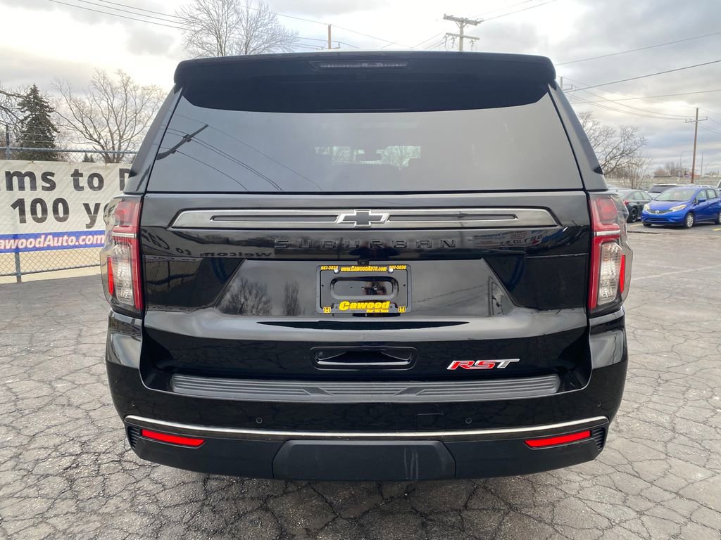 Used 2021 Chevrolet Suburban RST w/ Rear Media and Nav Package image 3