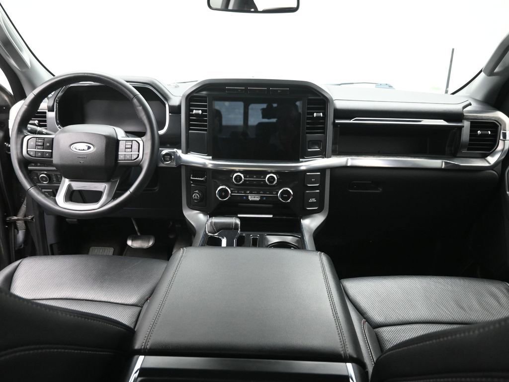 Used 2022 Ford F150 Lariat image 16