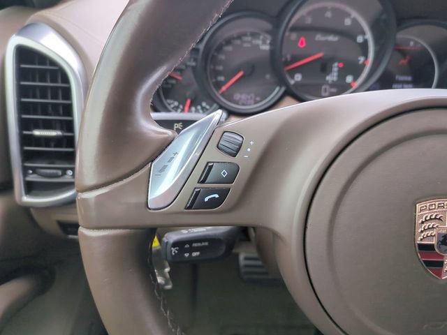Used 2011 Porsche Cayenne Turbo image 27