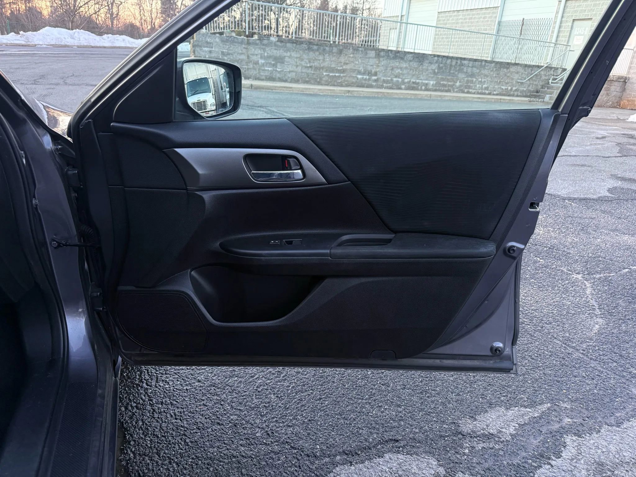 Used 2015 Honda Accord LX image 20