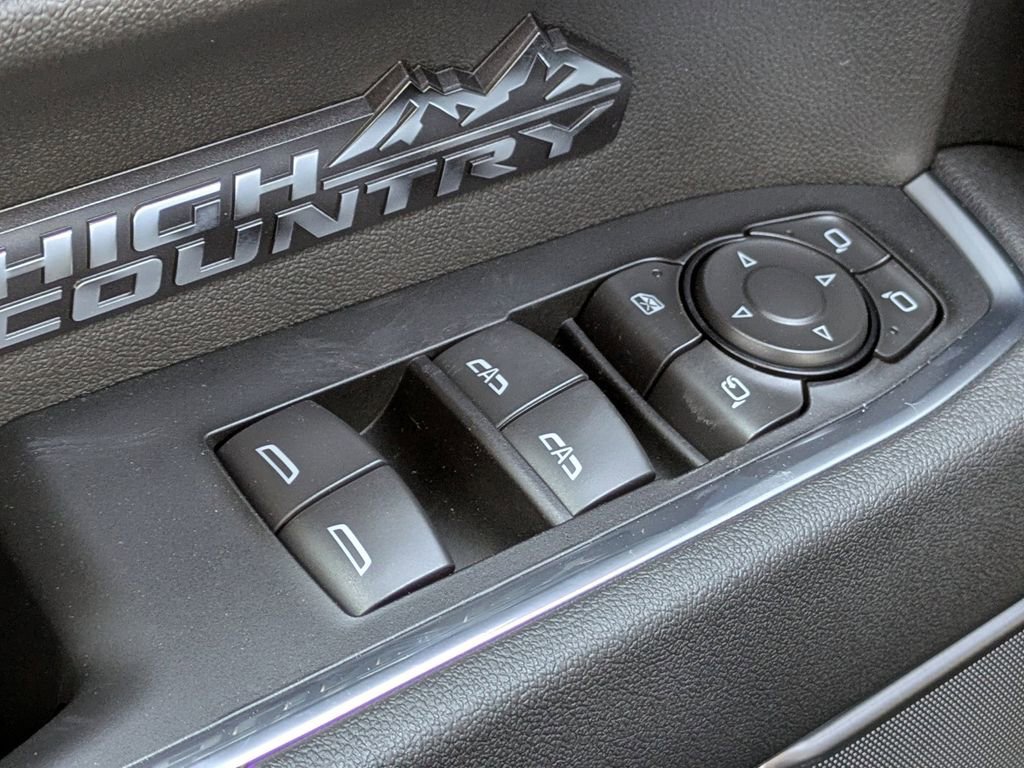 New 2026 Chevrolet Silverado 1500 High Country w/ Midnight Edition AWD/4WD image 26