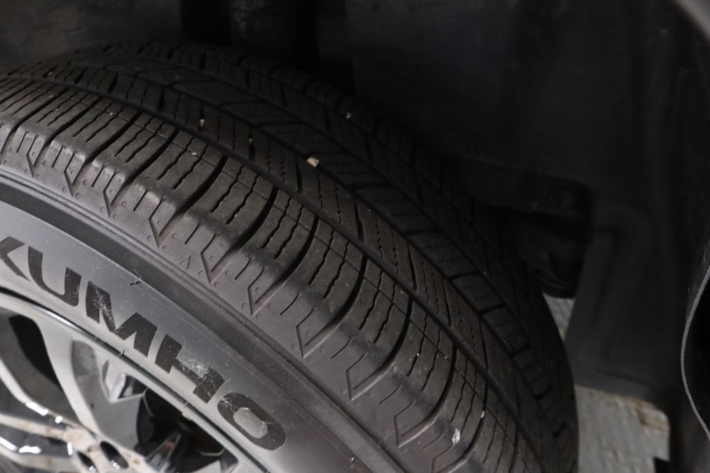 Used 2022 Jeep Cherokee Latitude Lux FWD image 19