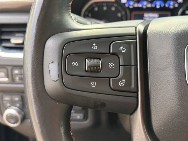 Used 2021 GMC Yukon AT4 w/ Rear Media and Nav Package AWD/4WD image 6