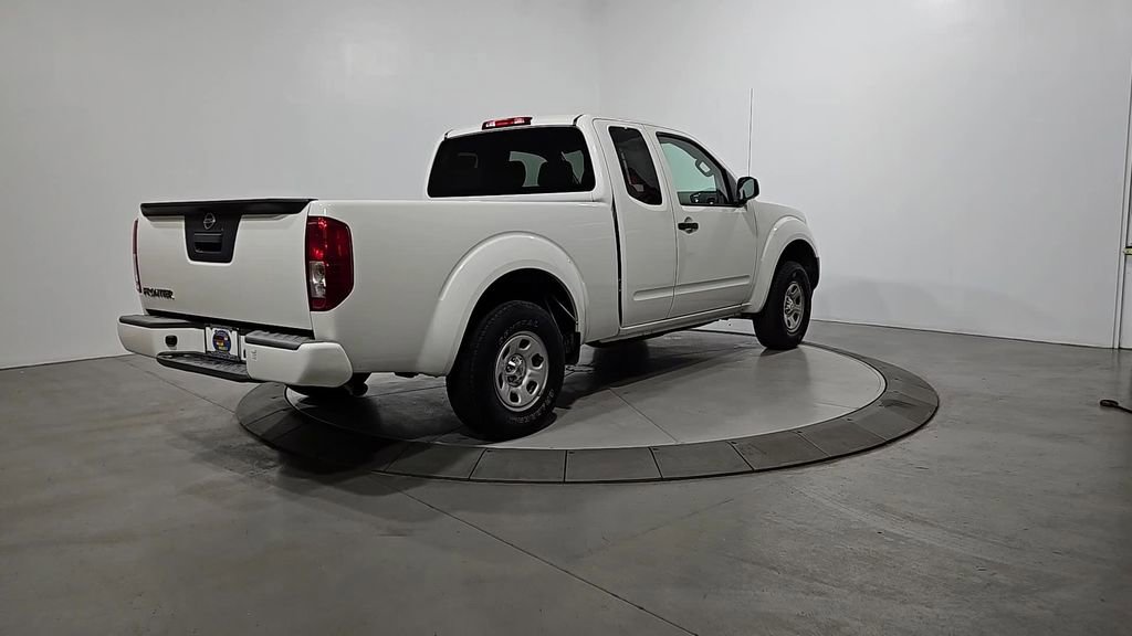 Used 2017 Nissan Frontier S image 5