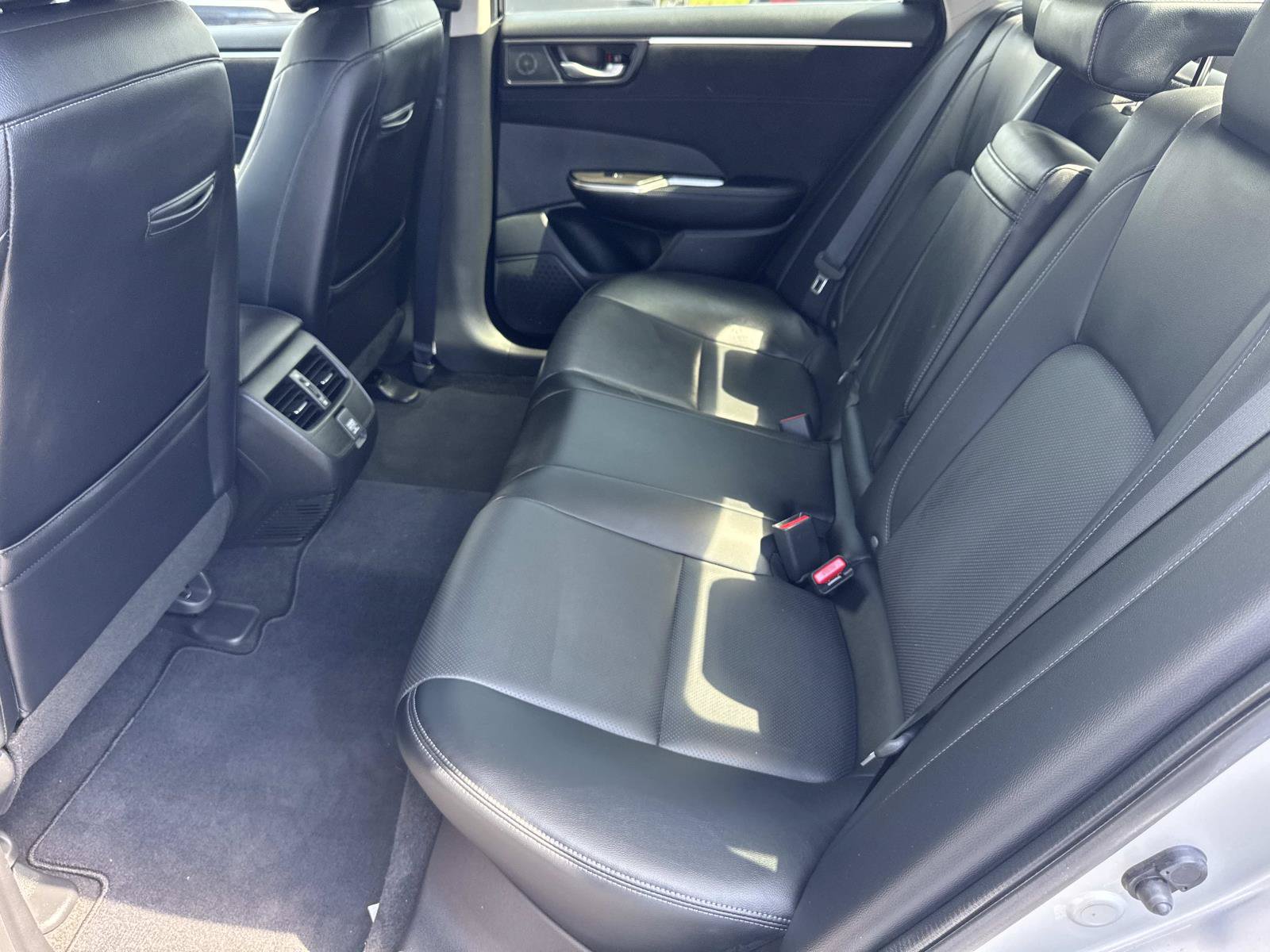 Certified 2019 Honda Clarity Touring image 28