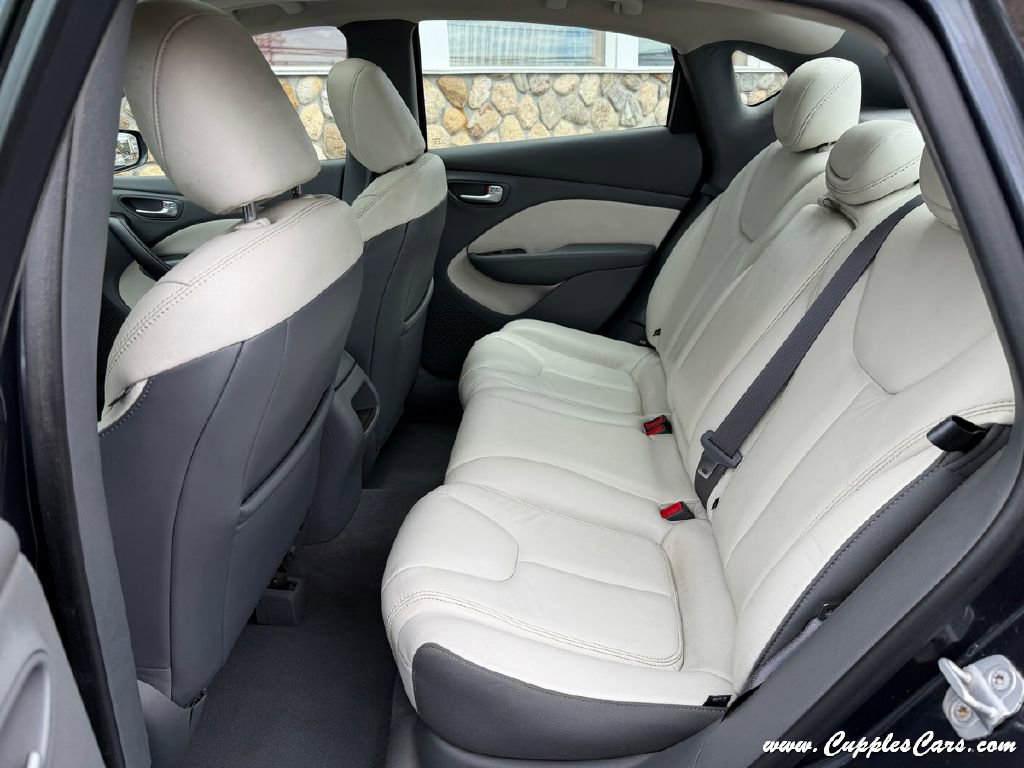 Used 2013 Dodge Dart Limited w/ Premium Group FWD image 8