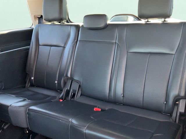 Used 2024 Ford Expedition XLT image 16