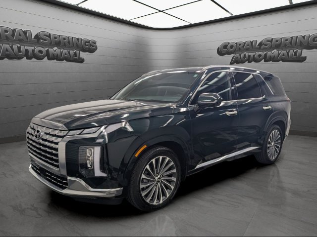 Used 2025 Hyundai Palisade Calligraphy FWD image 3