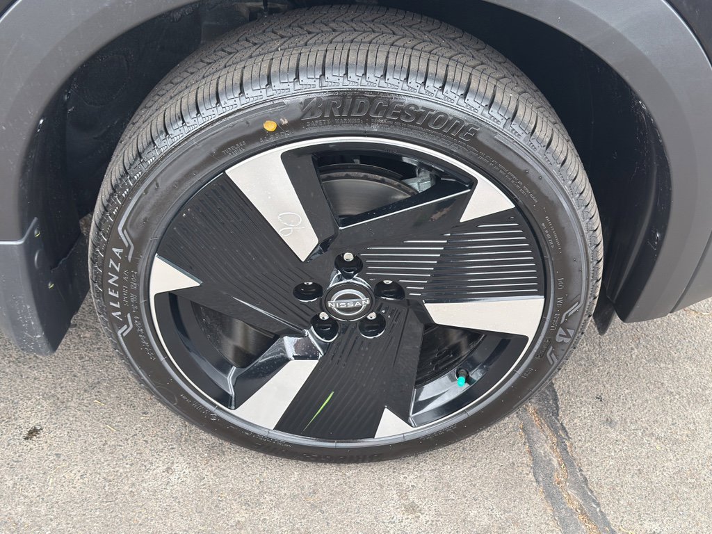 New 2026 Nissan Kicks SR w/ SR Premium Package image 9