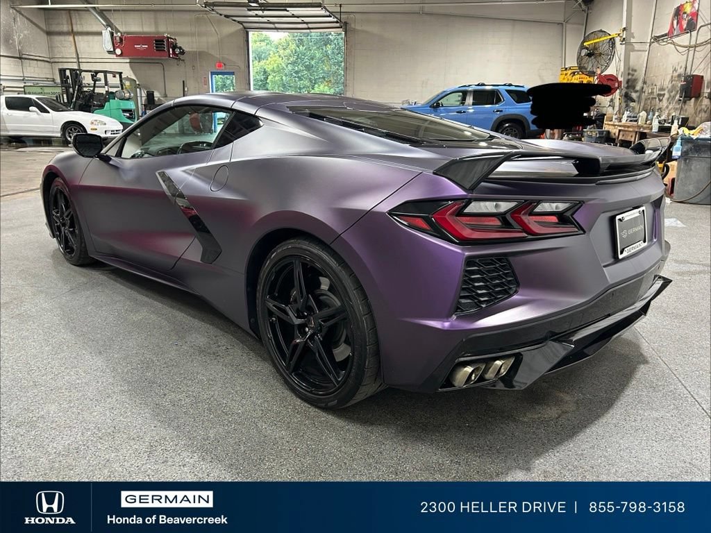 Used 2021 Chevrolet Corvette Stingray Coupe w/ Z51 Performance Package RWD image 6