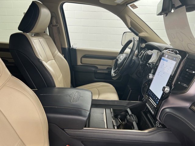 Used 2022 RAM 3500 Limited image 29