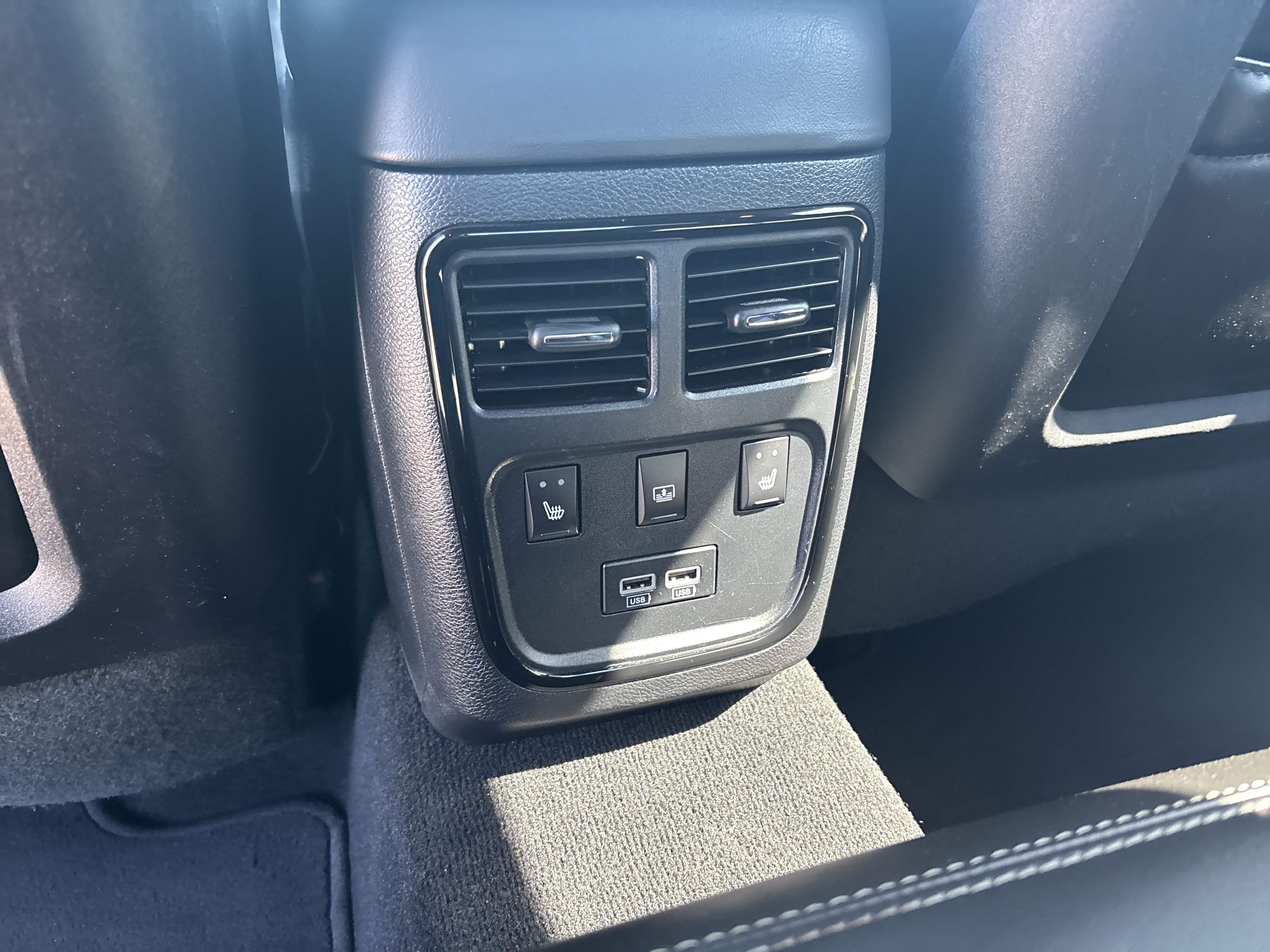Used 2021 Chrysler 300 S w/ S Model Appearance Package RWD image 33
