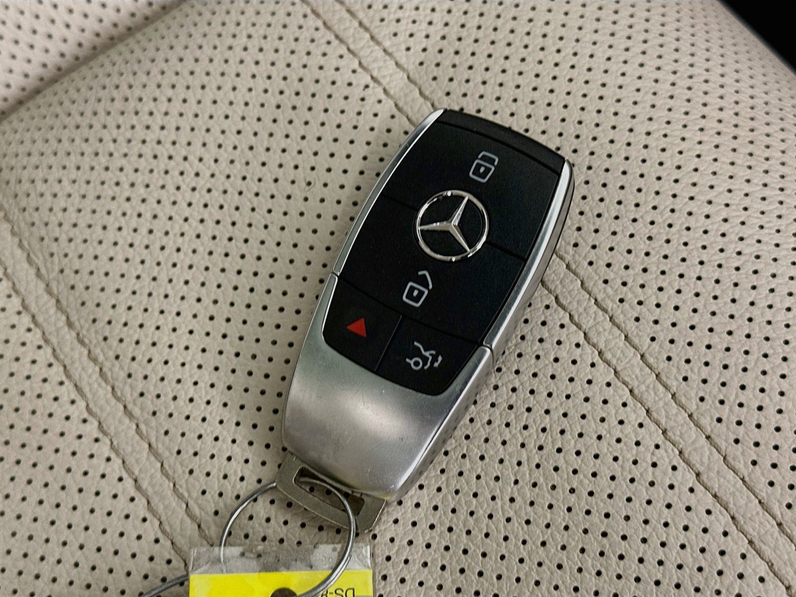 Used 2023 Mercedes-Benz GLS 580 4MATIC image 46