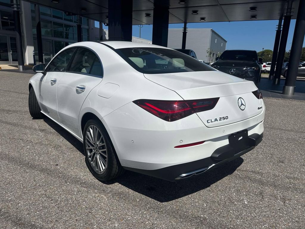 Used 2025 Mercedes-Benz CLA 250 4MATIC image 5