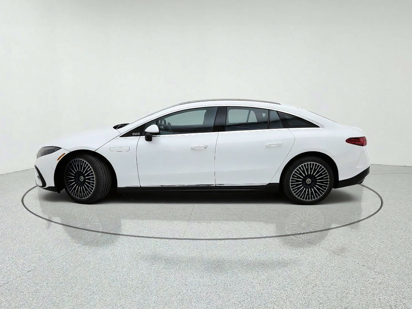 Certified 2023 Mercedes-Benz EQS 580 4MATIC Sedan image 14