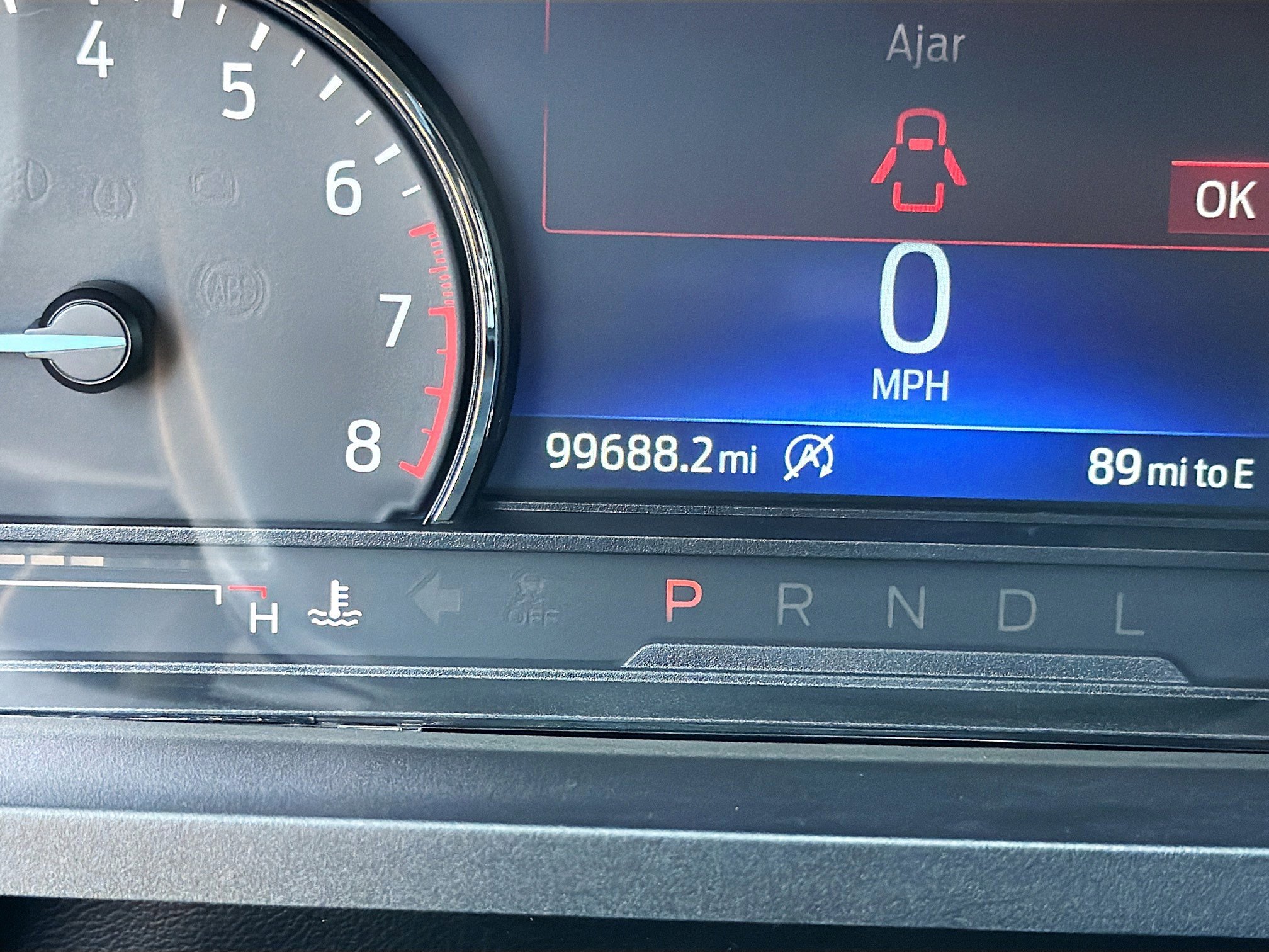Used 2021 Ford Explorer XLT w/ Equipment Group 202A RWD image 39