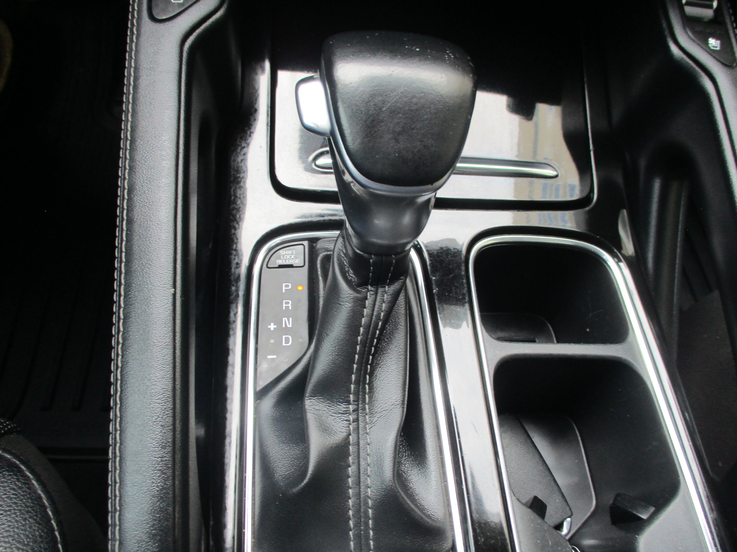 Used 2021 Kia Telluride EX w/ EX Premium Package FWD image 15