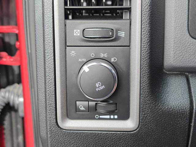 Used 2015 RAM 2500 Power Wagon Tradesman AWD/4WD image 31