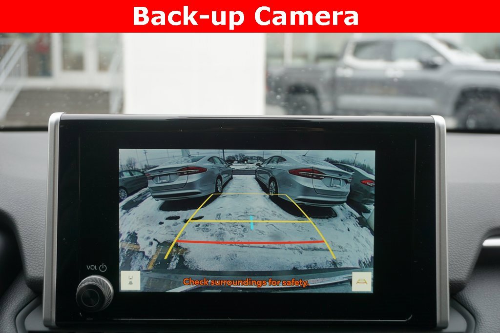 New 2025 Toyota RAV4 LE image 7