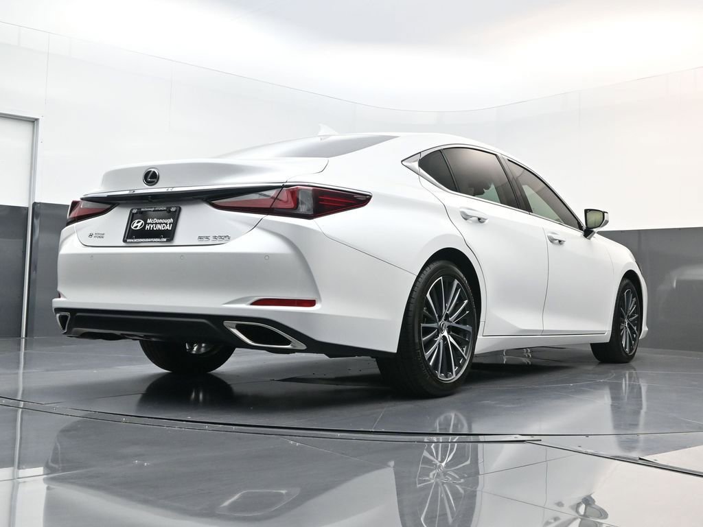 Used 2023 Lexus ES 350 w/ Premium Package image 16
