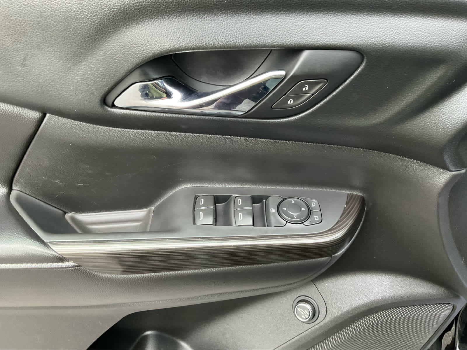 Used 2018 GMC Acadia SLT FWD image 14