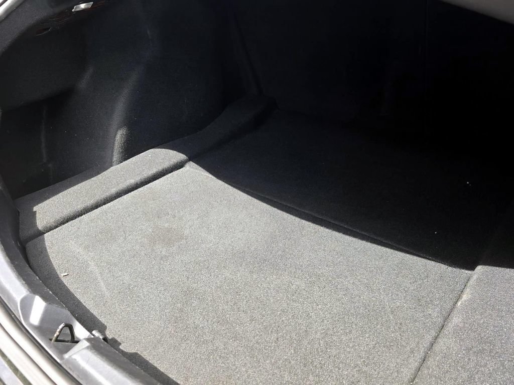 Used 2019 Tesla Model 3 Mid Range RWD image 29