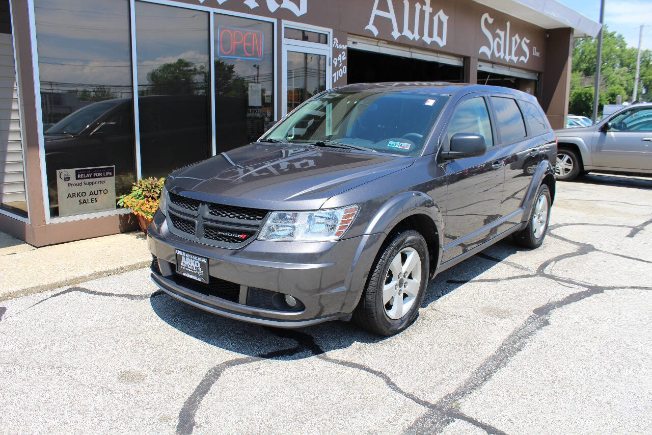 Used 2014 Dodge Journey American Value Package w/ Flexible Seating Group image 2
