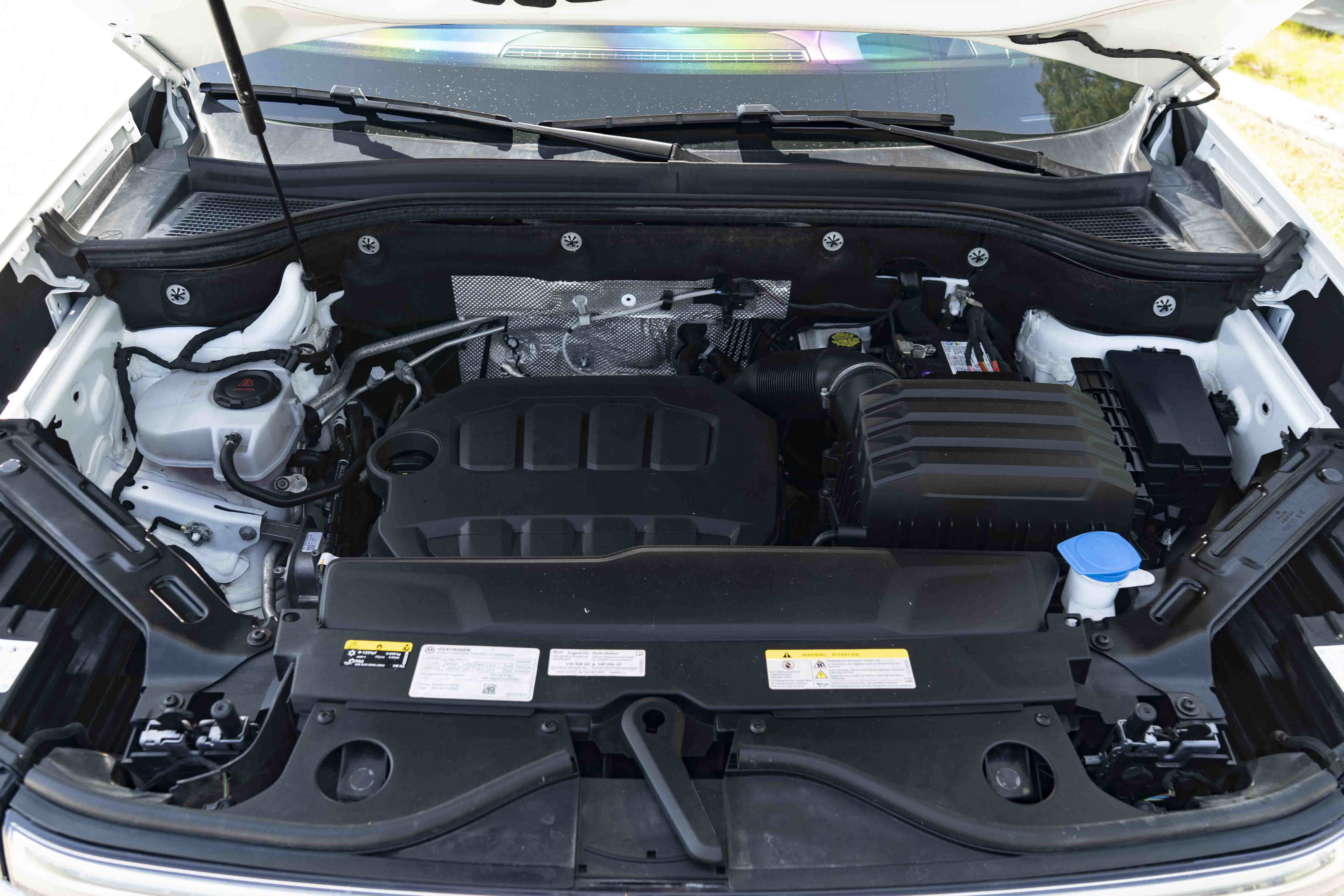 Certified 2024 Volkswagen Atlas SEL AWD/4WD image 45