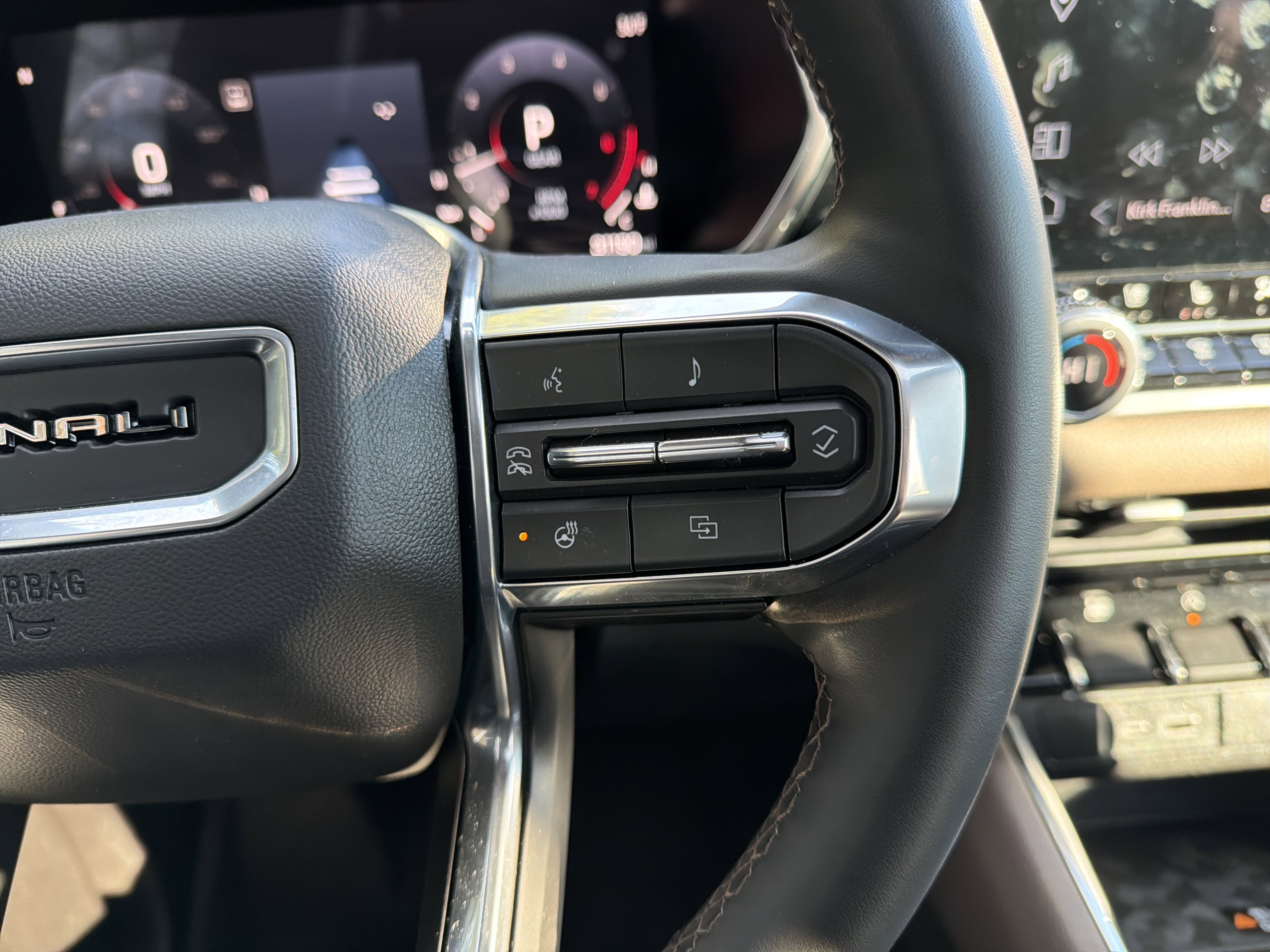 Used 2024 GMC Canyon Denali AWD/4WD image 20