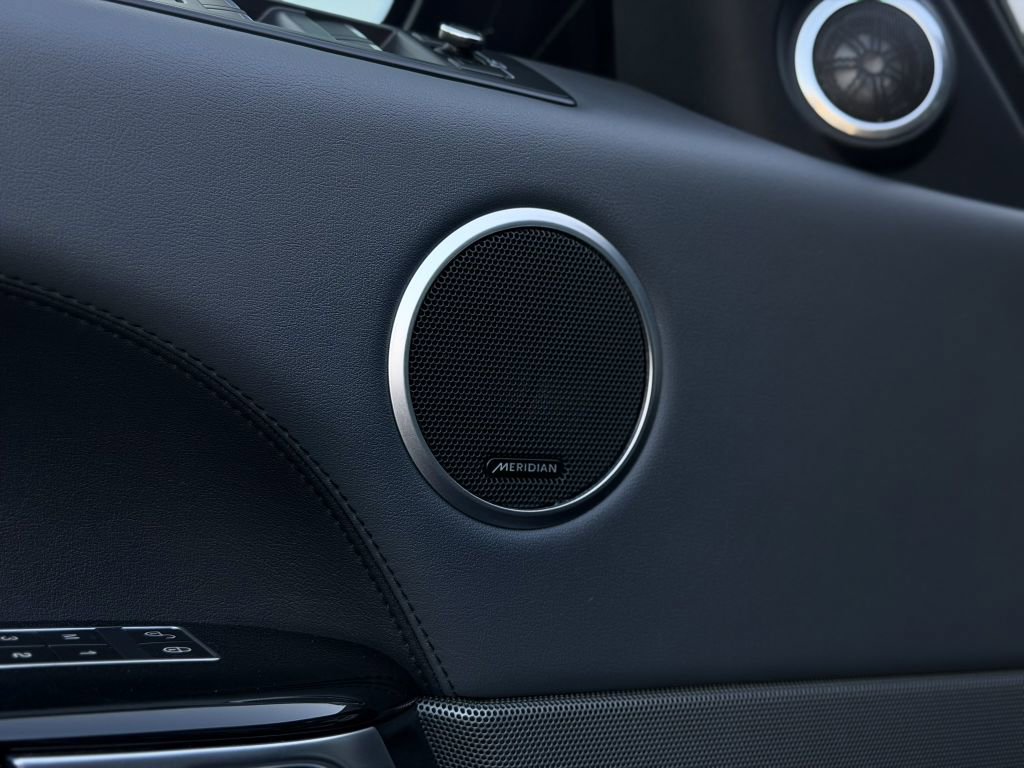 Used 2015 Land Rover Range Rover Sport Supercharged image 14