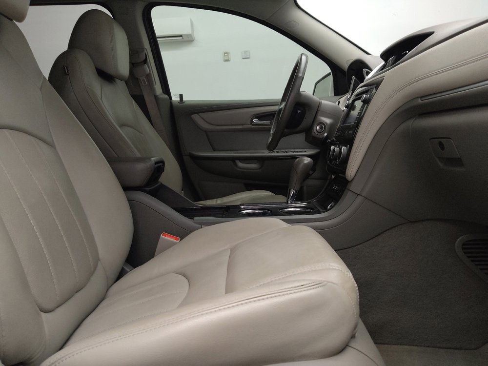 Used 2017 Chevrolet Traverse Premier FWD image 21