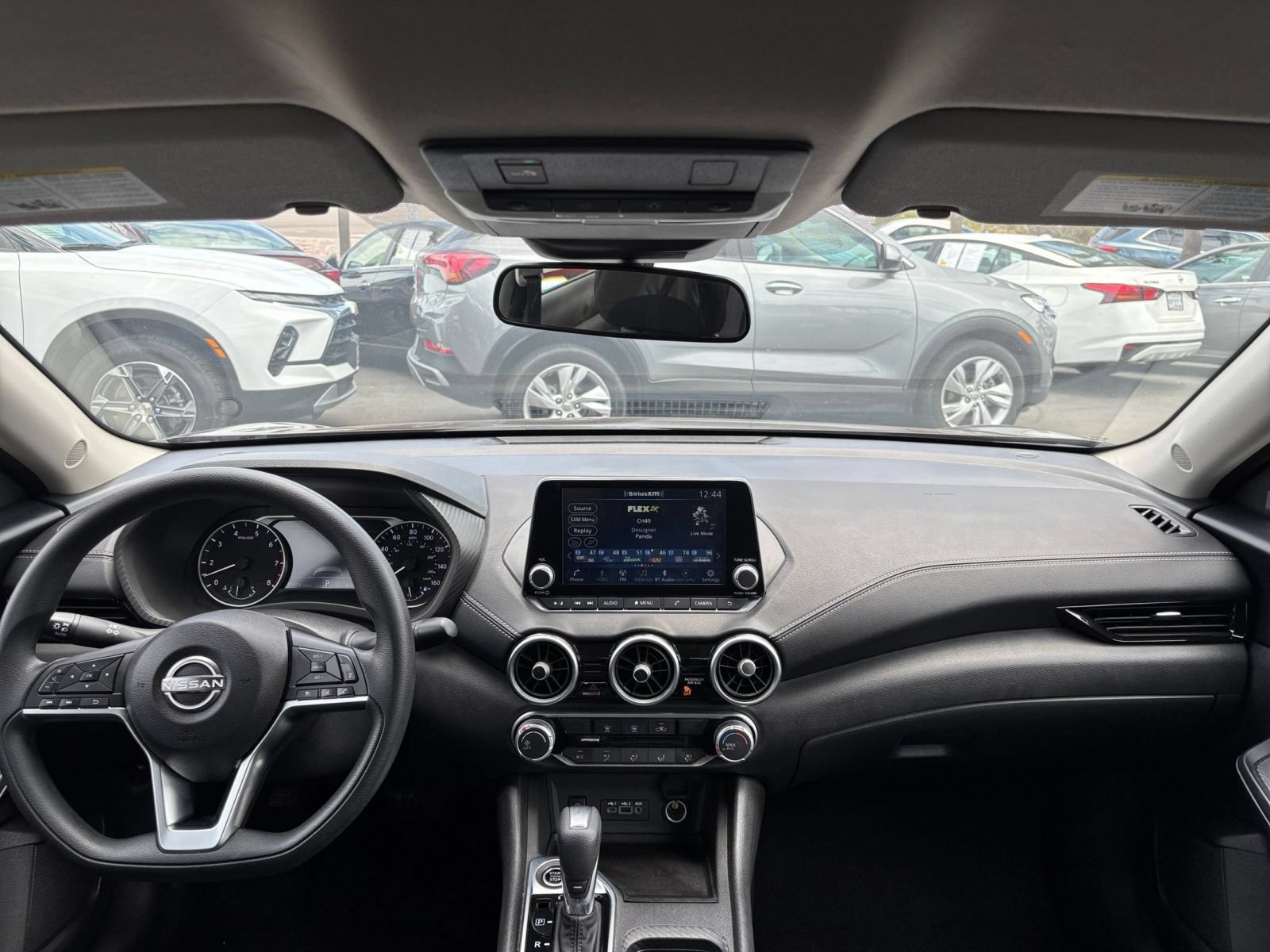 Used 2025 Nissan Sentra SV FWD image 30