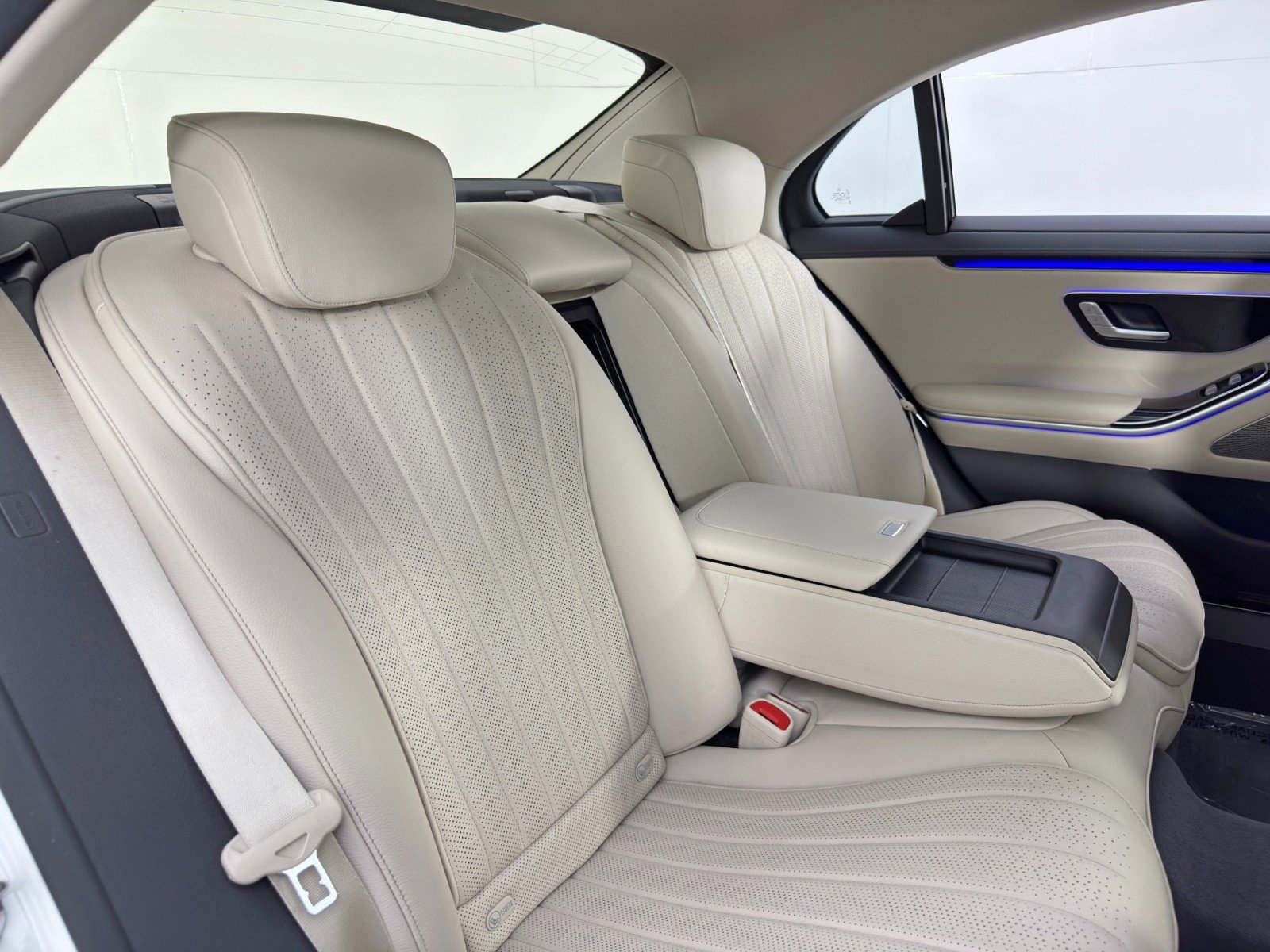 Used 2022 Mercedes-Benz S 500 4MATIC image 43