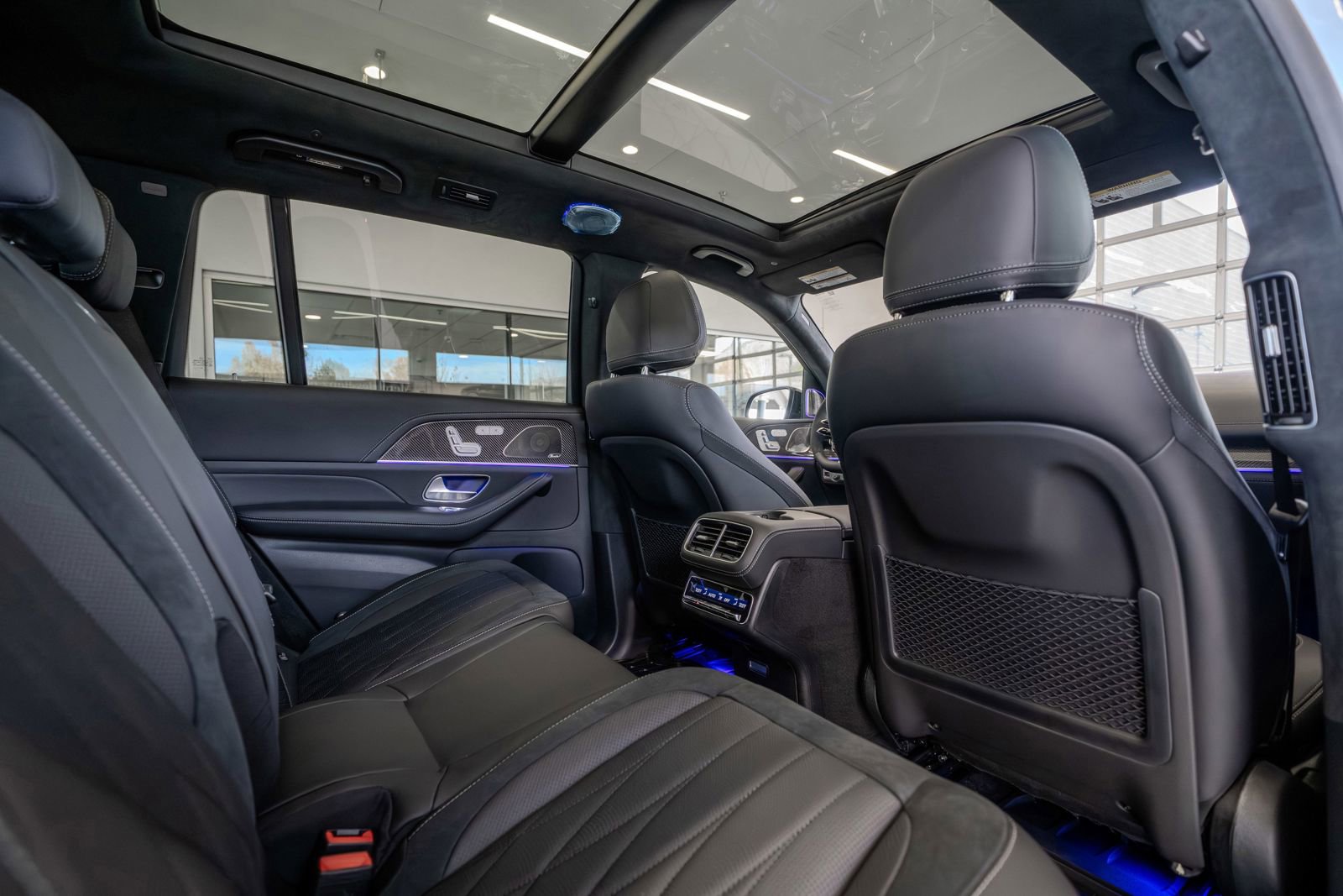 New 2026 Mercedes-Benz GLS 63 AMG 4MATIC image 28