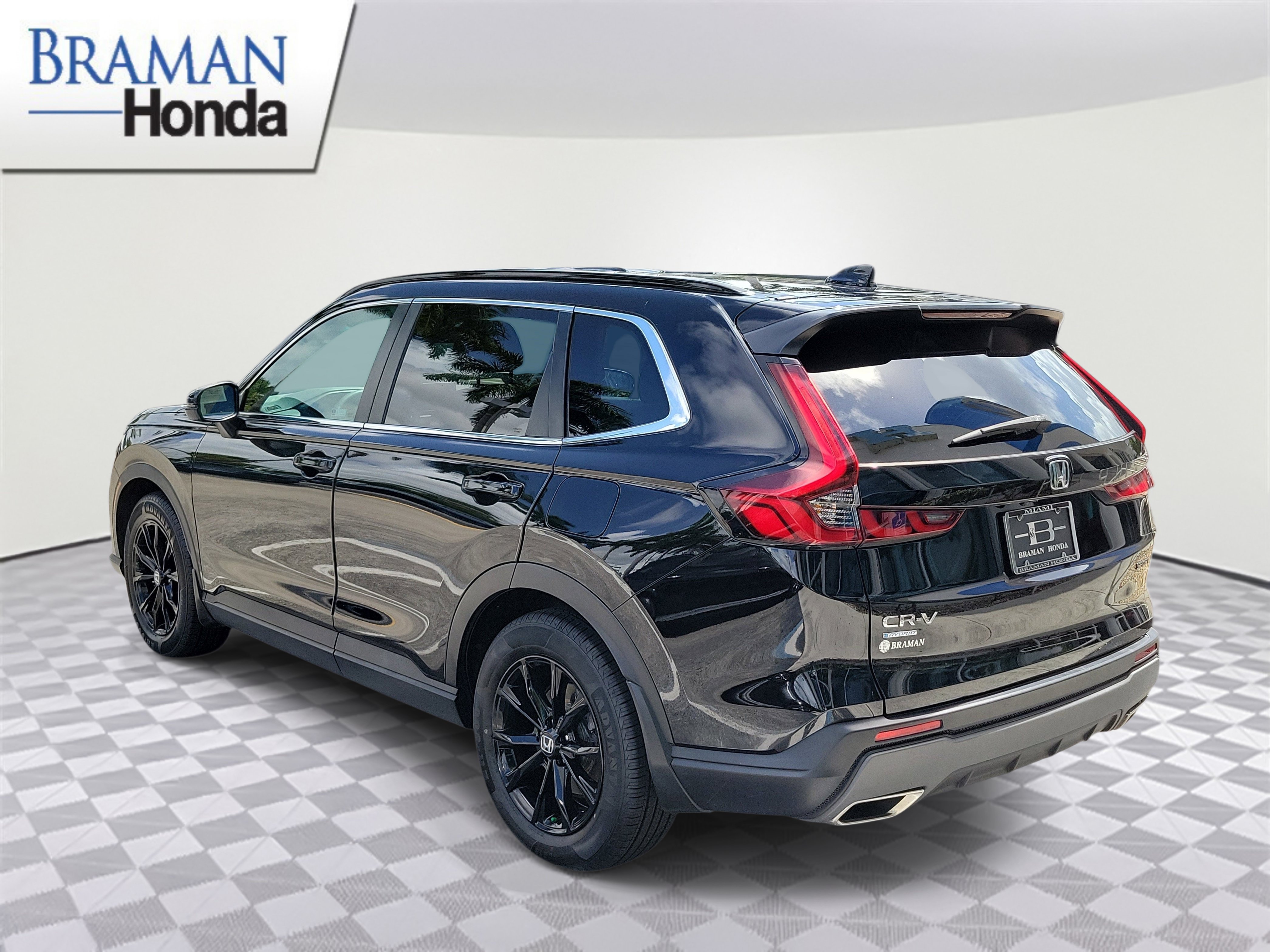 Certified 2023 Honda CR-V Sport image 4