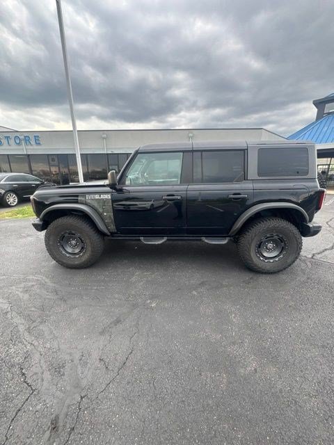 Used 2024 Ford Bronco Everglades AWD/4WD image 8