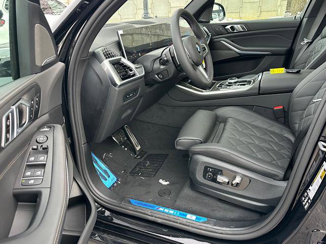 New 2026 BMW X5 M60i image 4
