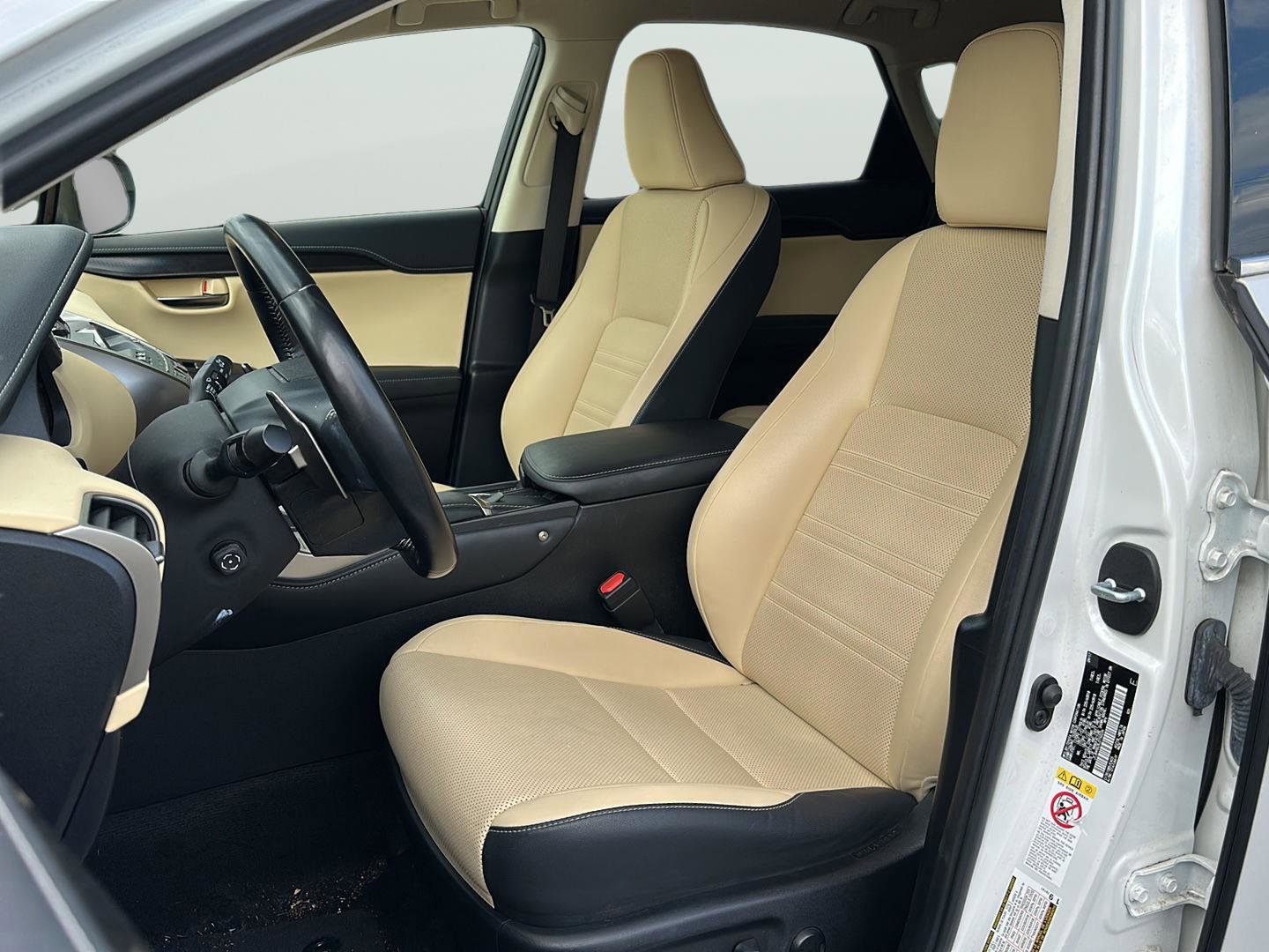 Used 2018 Lexus NX 300 AWD w/ Premium Package image 11