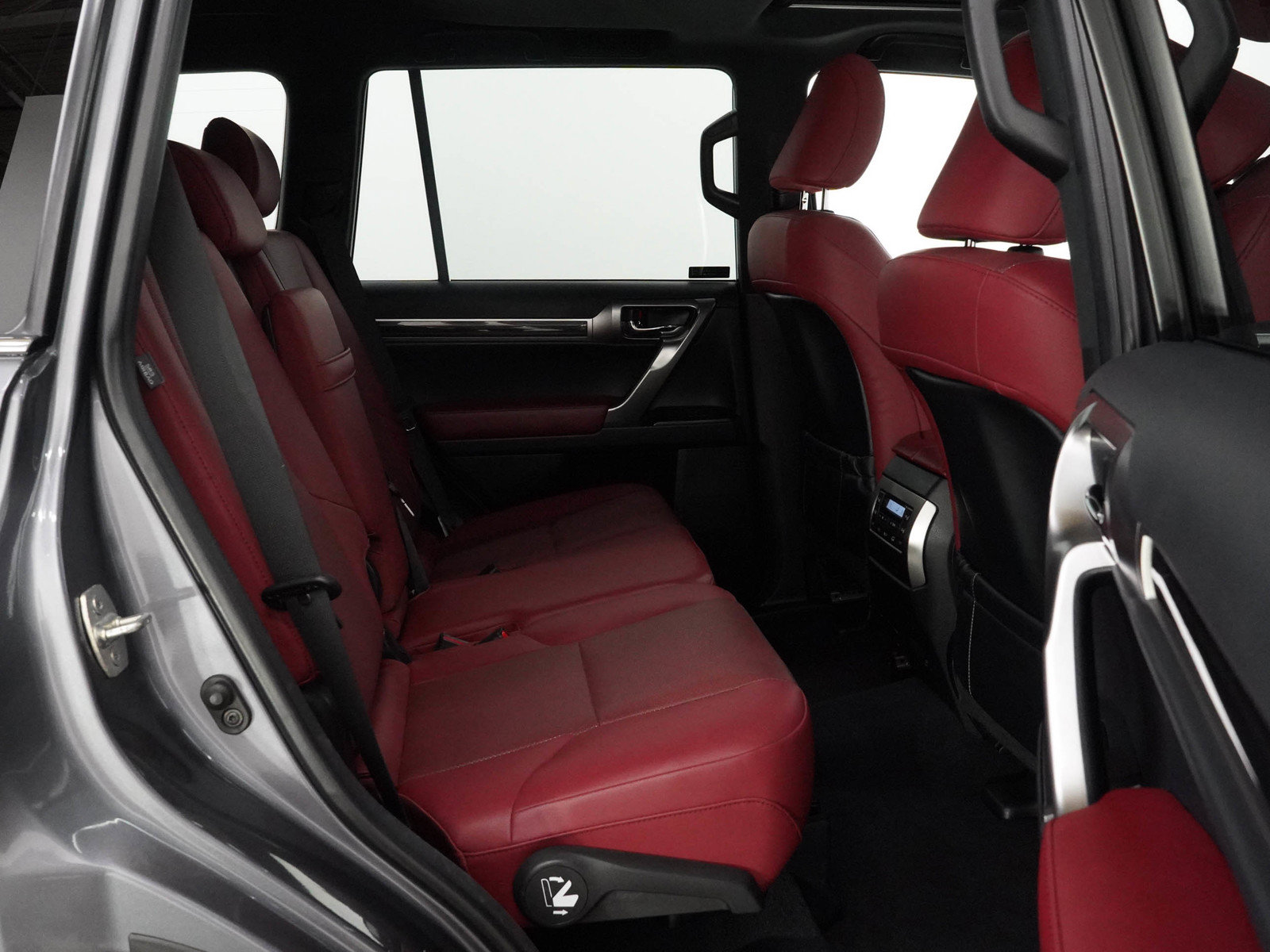 Used 2023 Lexus GX 460 Premium w/ Premium Package AWD/4WD image 12