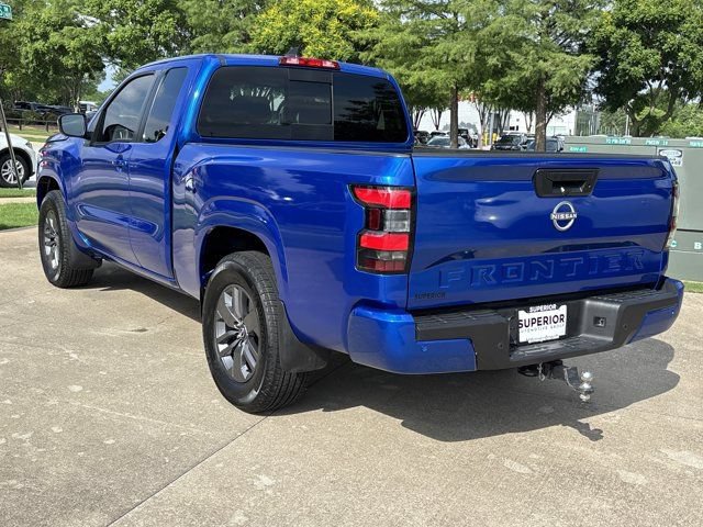 Used 2025 Nissan Frontier SV w/ SV Convenience Package RWD image 8
