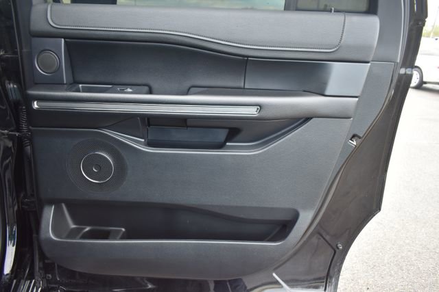 Used 2018 Ford Expedition Max XLT w/ Equipment Group 202A AWD/4WD image 54