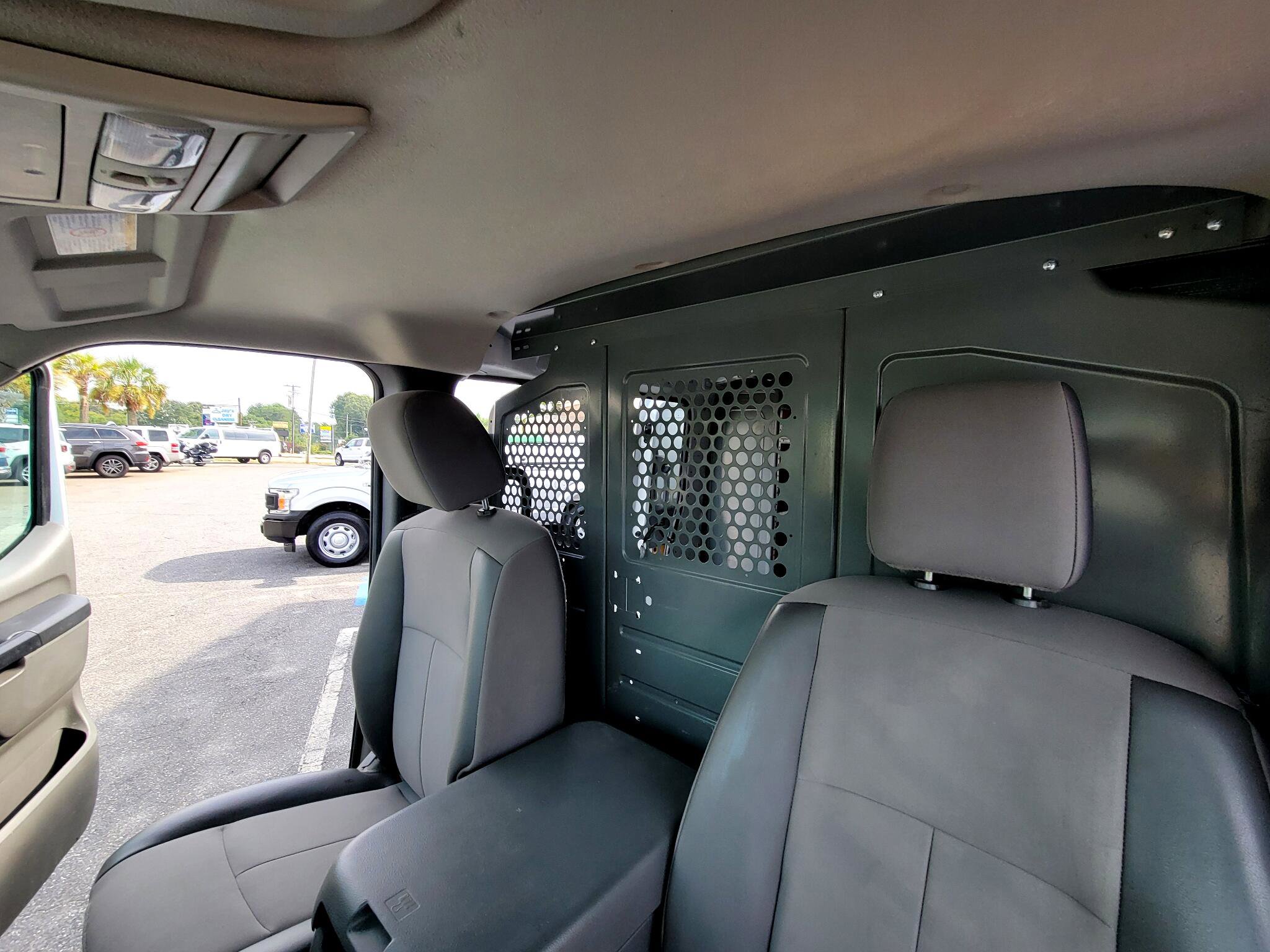Used 2020 Nissan NV 2500 SV image 21