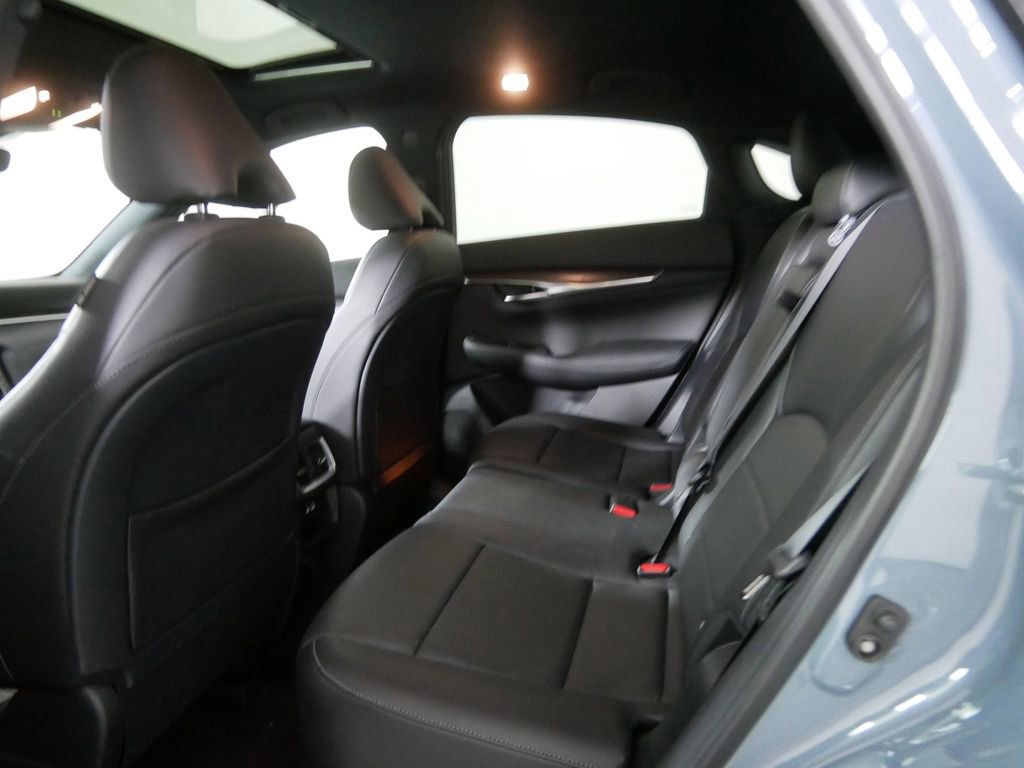 Certified 2025 INFINITI QX55 Luxe w/ Cargo Package image 19