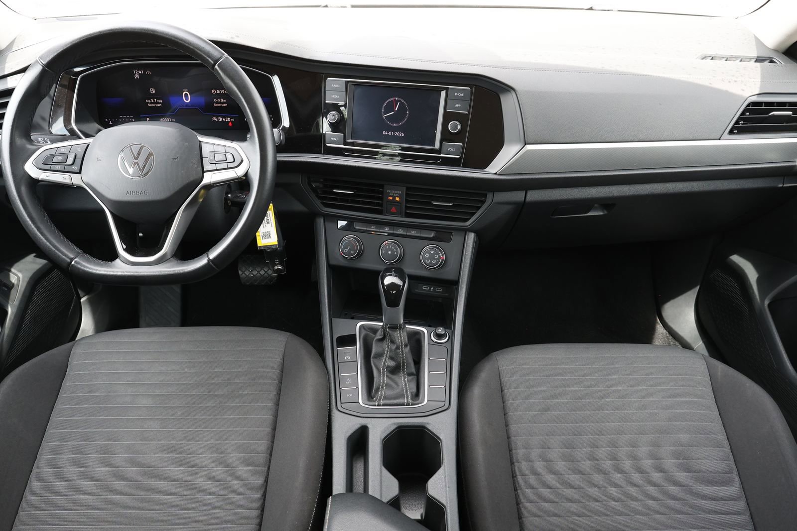 Used 2024 Volkswagen Jetta S image 2