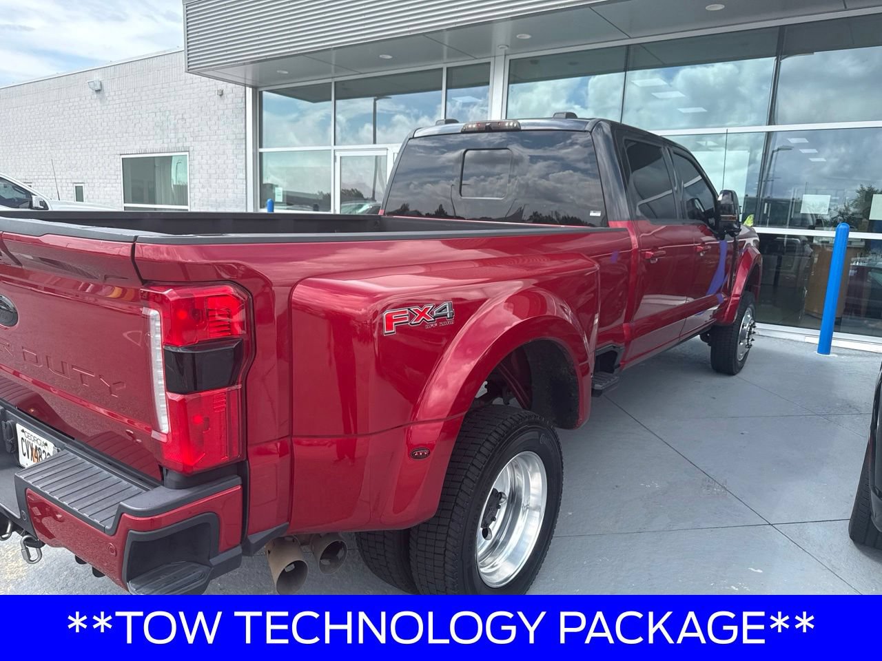 Certified 2023 Ford F450 Lariat w/ Lariat Ultimate Package AWD/4WD image 5