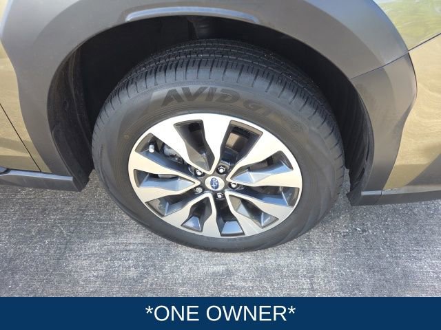Used 2023 Subaru Outback Limited image 3