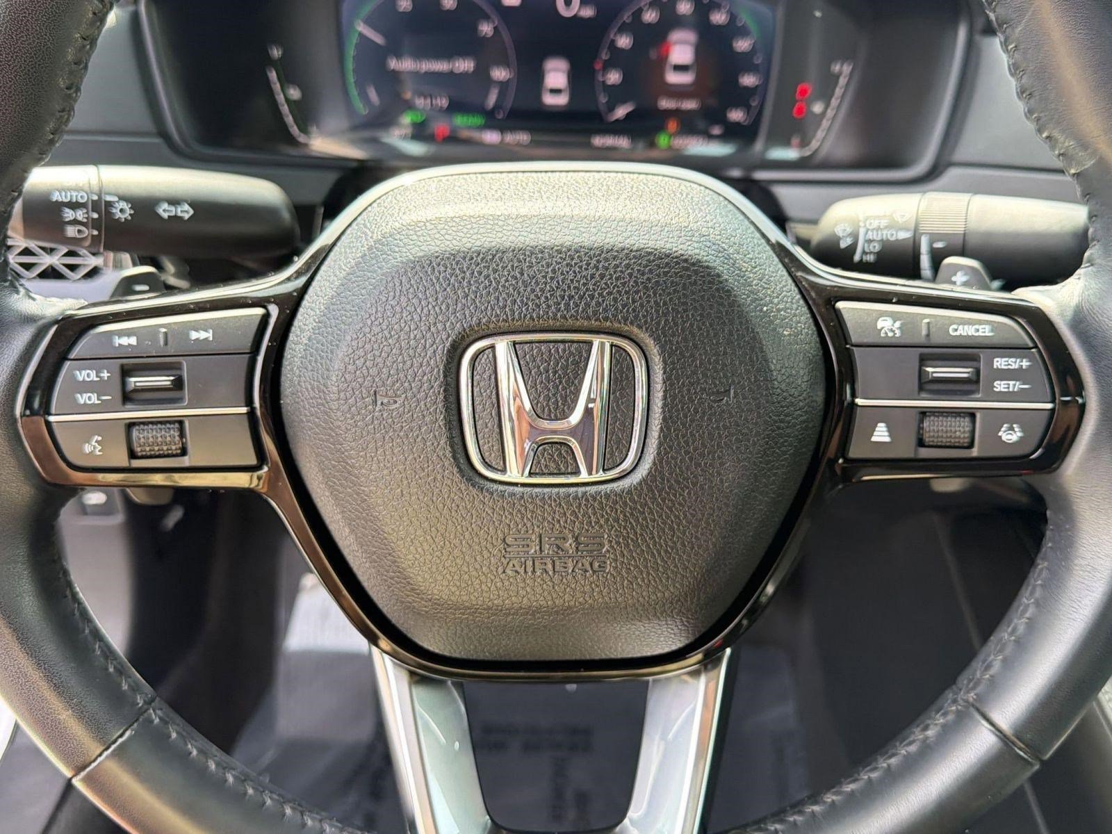 Used 2023 Honda Accord Touring image 17