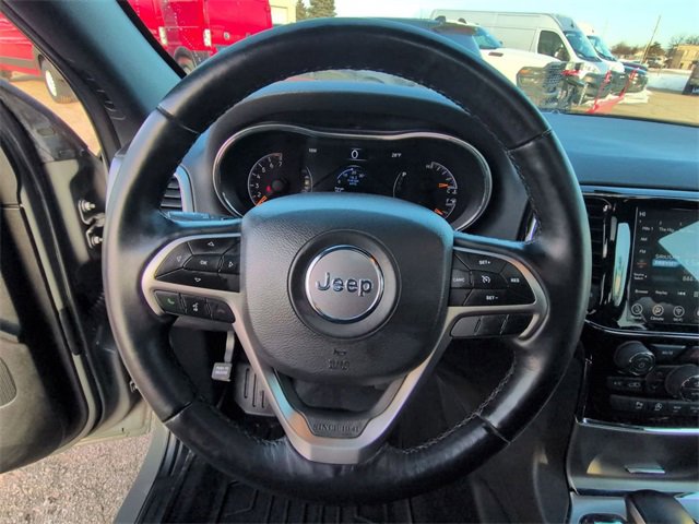 Certified 2022 Jeep Grand Cherokee Laredo X image 19